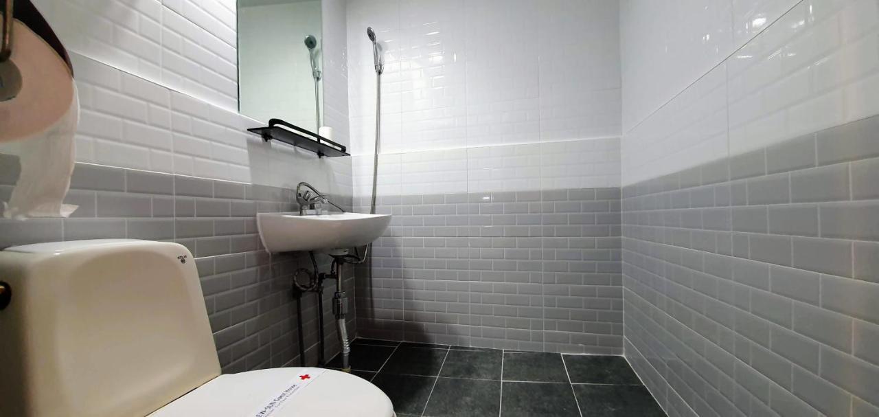 New Sun Guesthouse Myeongdong Séoul Extérieur photo
