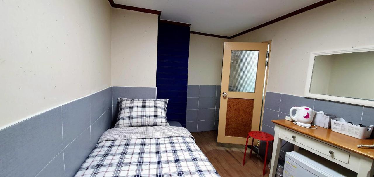 New Sun Guesthouse Myeongdong Séoul Extérieur photo