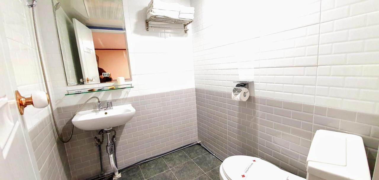 New Sun Guesthouse Myeongdong Séoul Extérieur photo